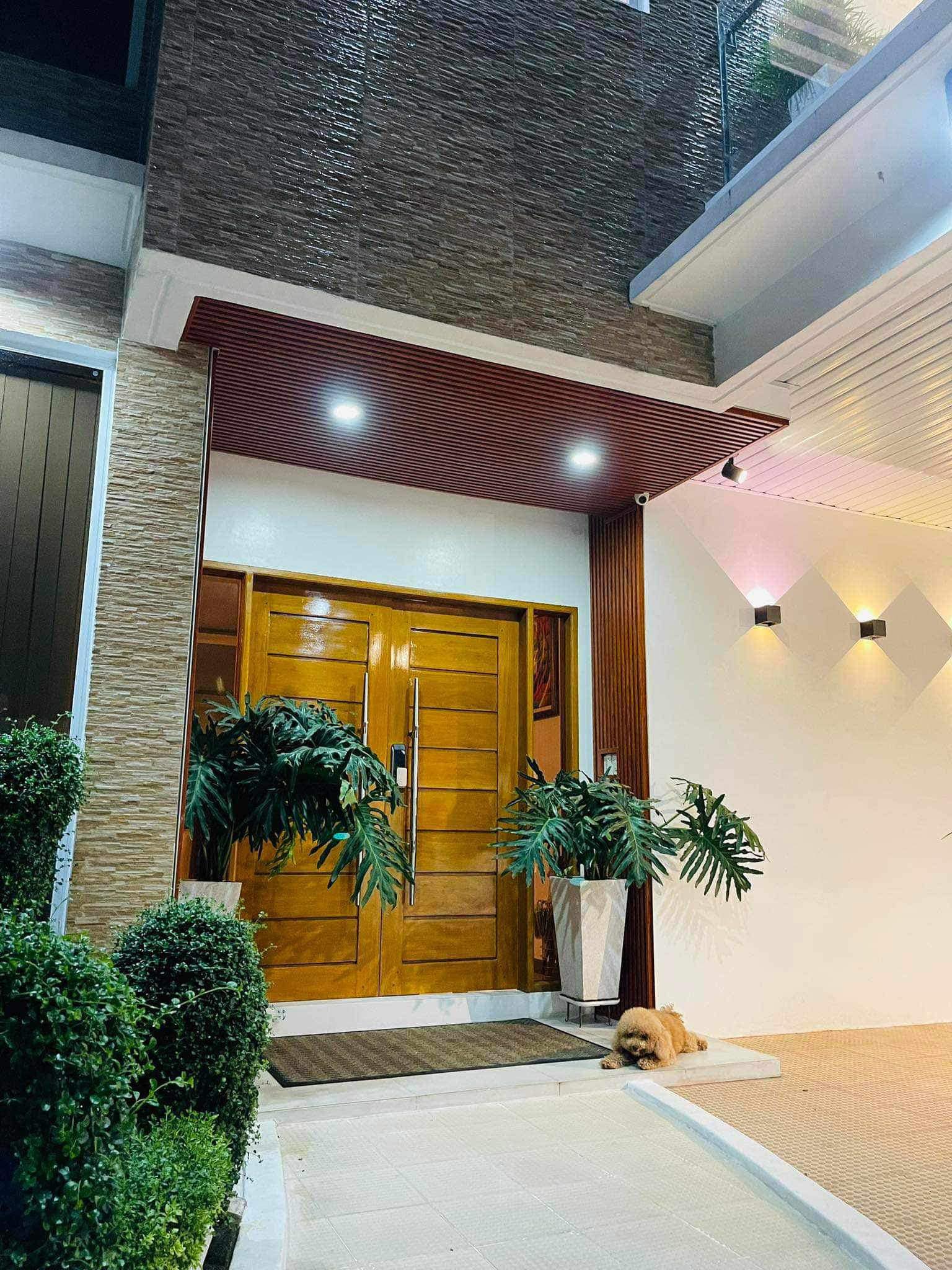 Browse for more property photos